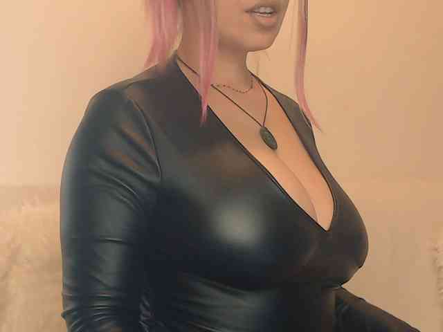 BlondeNicolet webcam