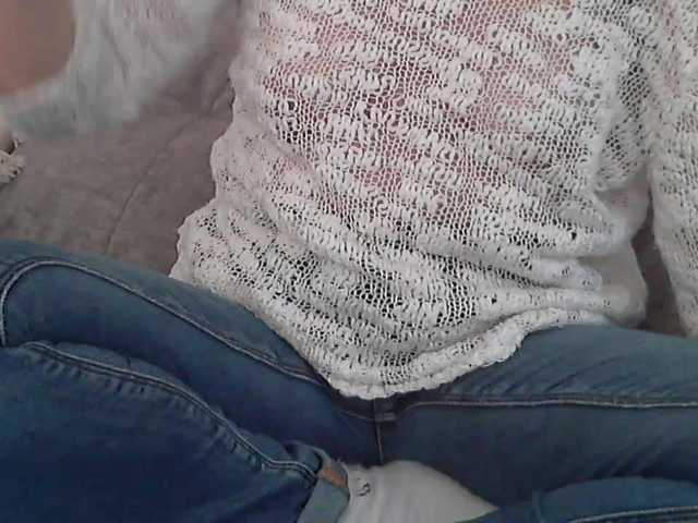 linaisabella's BongaCams show and profile