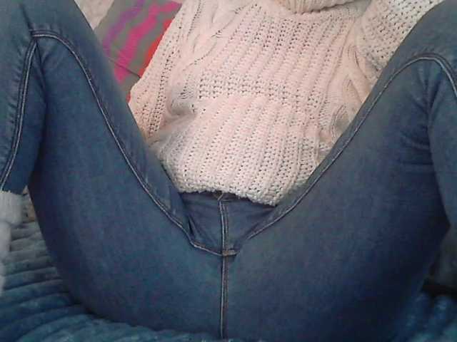 linaisabella's BongaCams show and profile