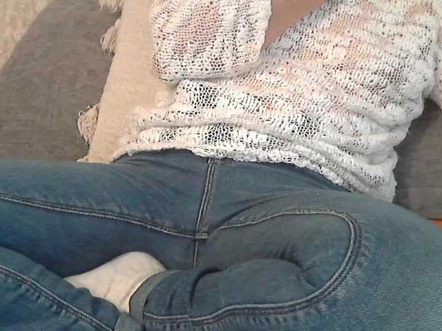 linaisabella's BongaCams show and profile