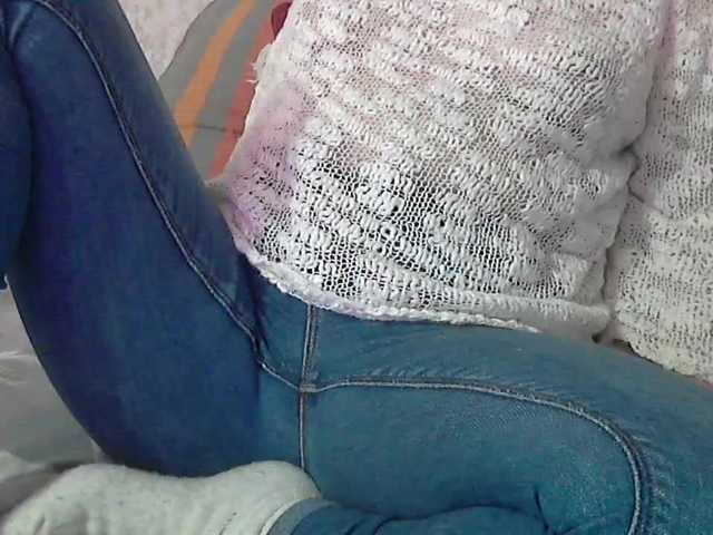 linaisabella's BongaCams show and profile