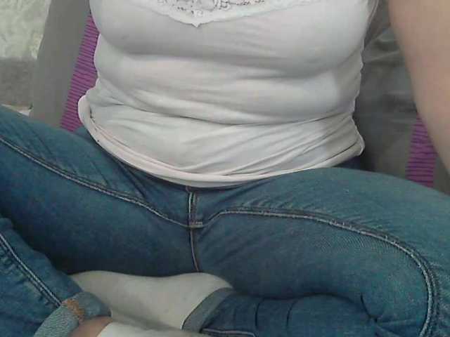 linaisabella's BongaCams show and profile