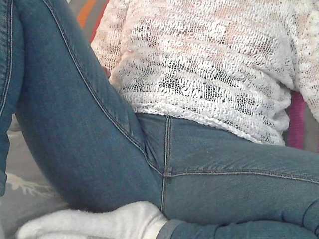 linaisabella's BongaCams show and profile