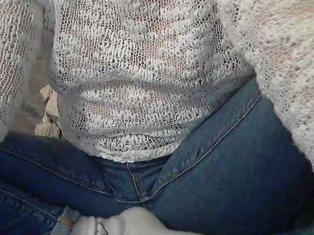 linaisabella's BongaCams show and profile