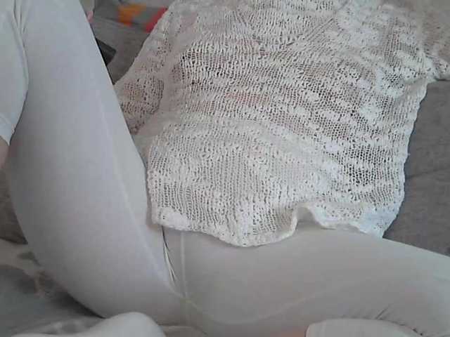 linaisabella's BongaCams show and profile