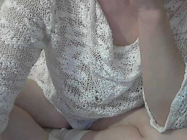 linaisabella's BongaCams show and profile