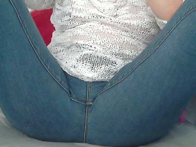 linaisabella's BongaCams show and profile