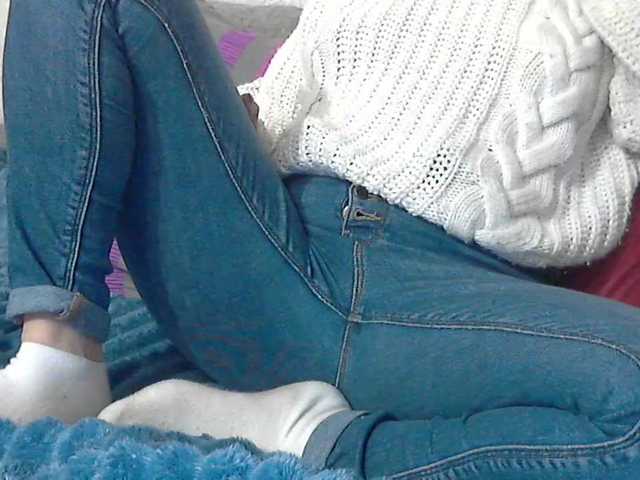 linaisabella's BongaCams show and profile