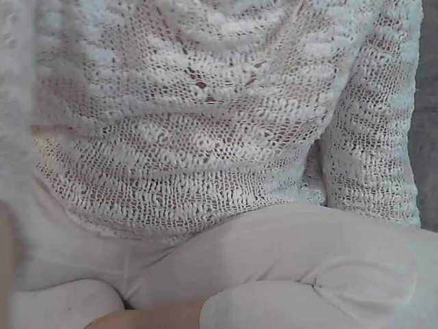 linaisabella live show