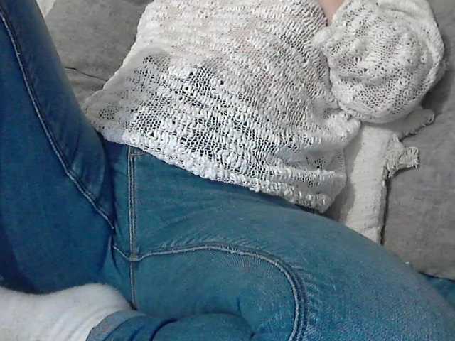 linaisabella's BongaCams show and profile