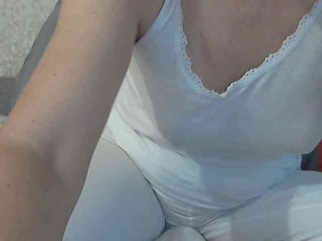 linaisabella Live Webcam on BongaCams