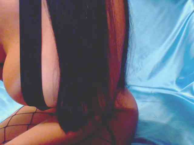 Ms_Mia webcam