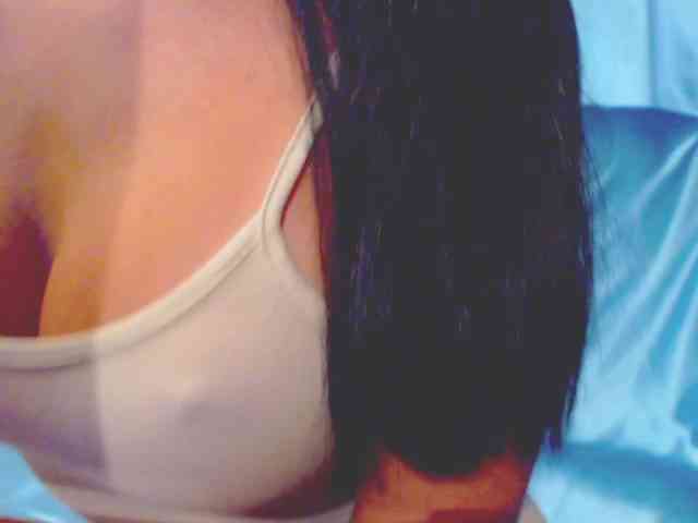 Ms_Mia webcam