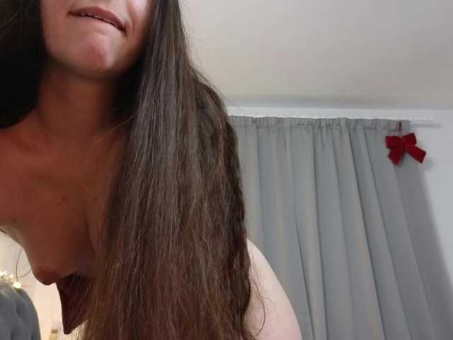 Tiffany4Love's BongaCams show and profile