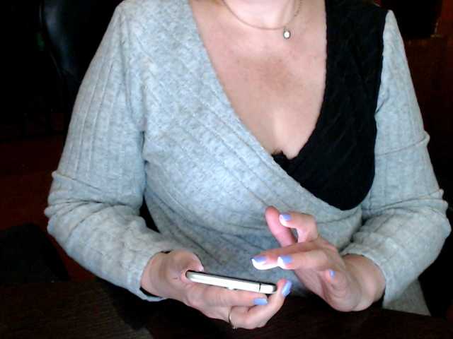 Alisa1917's BongaCams show and profile