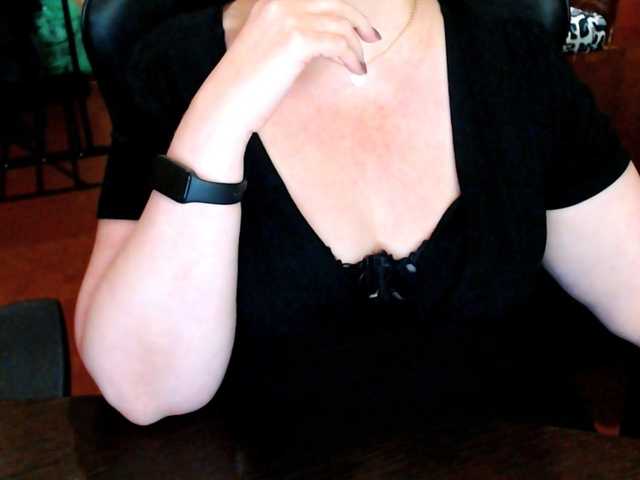 Alisa1917's BongaCams show and profile