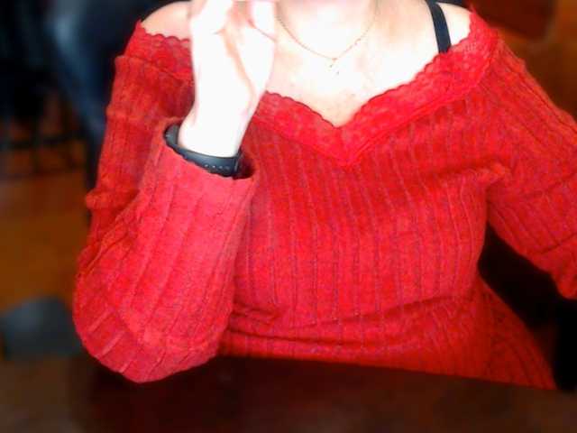 Alisa1917's BongaCams show and profile