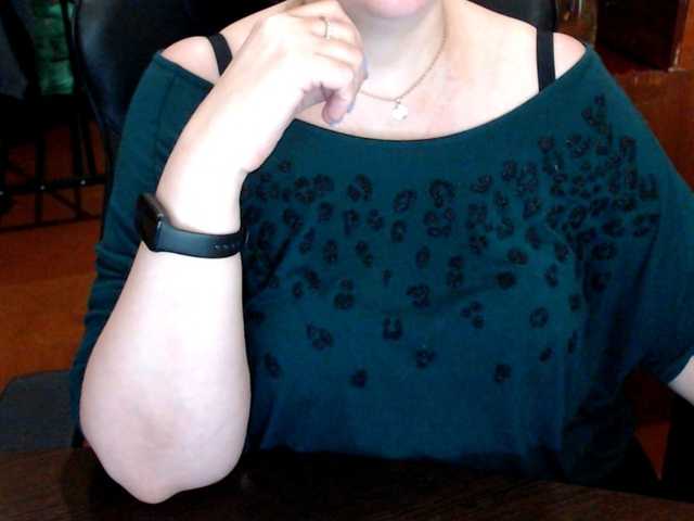 Alisa1917's BongaCams show and profile