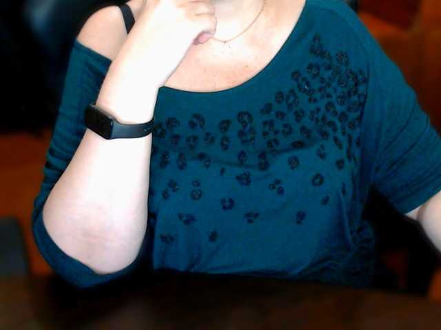 Alisa1917's BongaCams show and profile