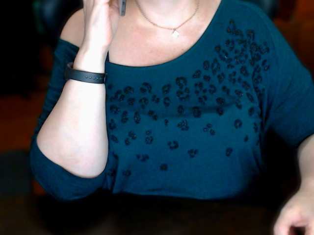 Alisa1917's BongaCams show and profile