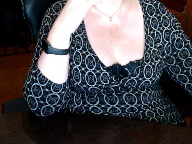 Alisa1917's BongaCams show and profile