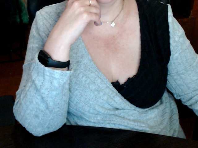 Alisa1917's BongaCams show and profile