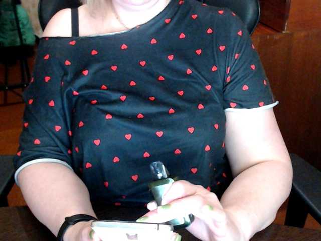 Alisa1917's BongaCams show and profile