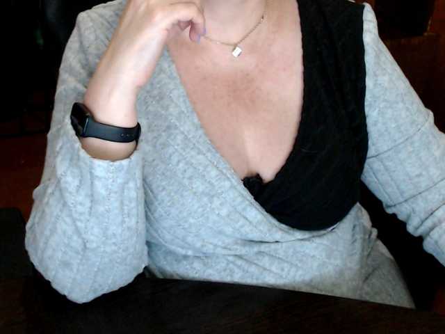 Alisa1917's BongaCams show and profile