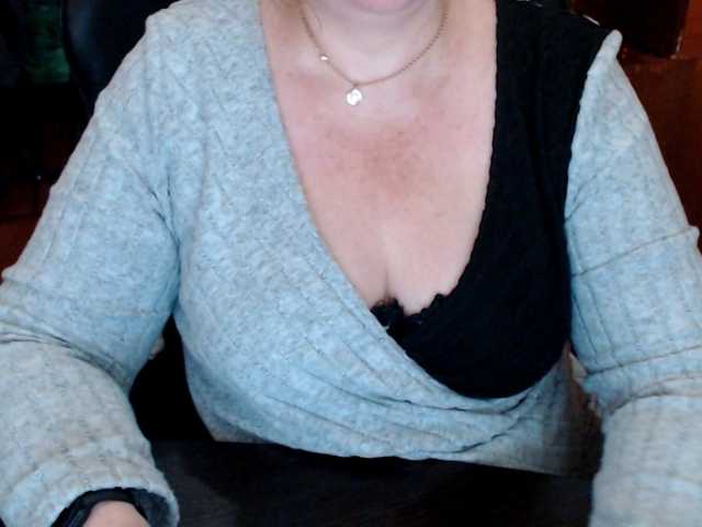 Alisa1917's BongaCams show and profile