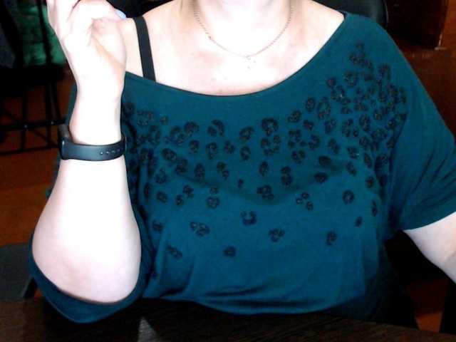 Alisa1917's BongaCams show and profile