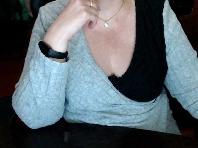 Alisa1917's BongaCams show and profile