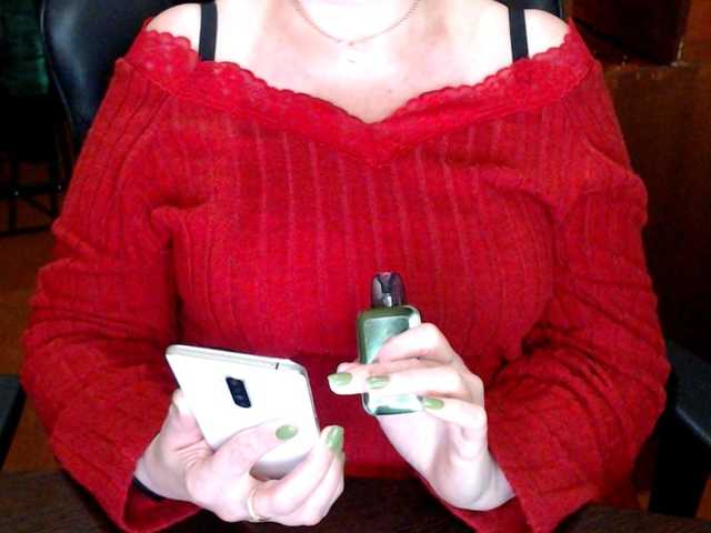 Alisa1917's BongaCams show and profile