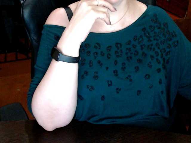 Alisa1917's BongaCams show and profile