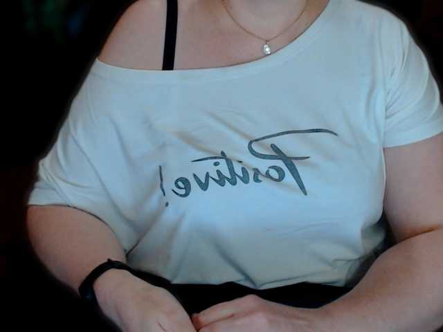 Alisa1917's BongaCams show and profile