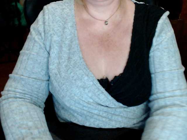 Alisa1917's BongaCams show and profile