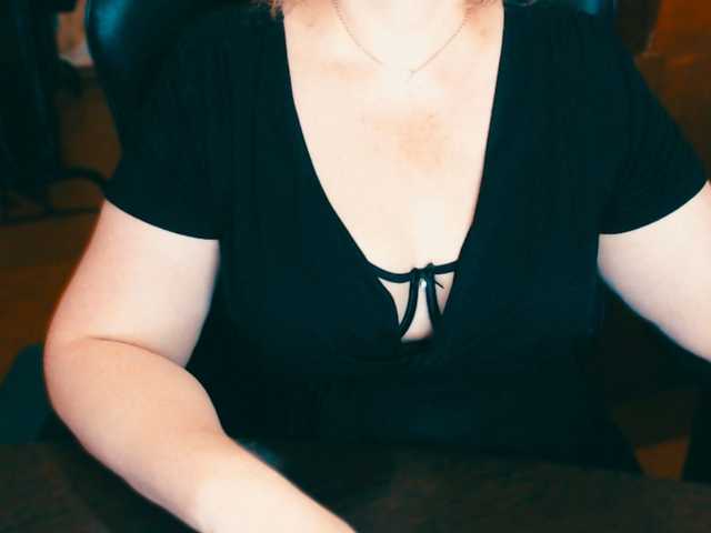 Alisa1917 webcam bongacams model stream image