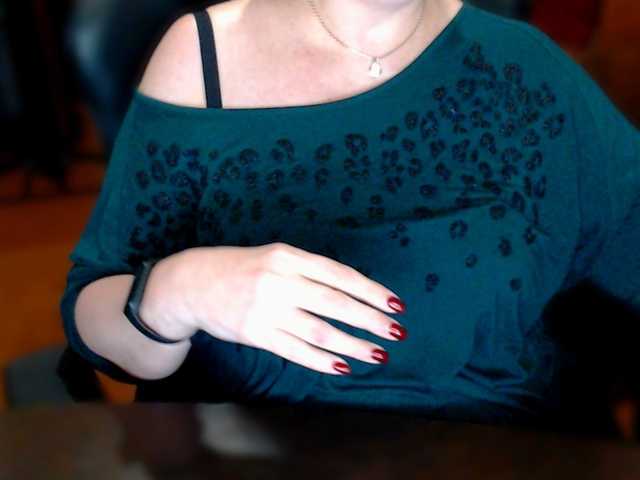 Alisa1917's BongaCams show and profile