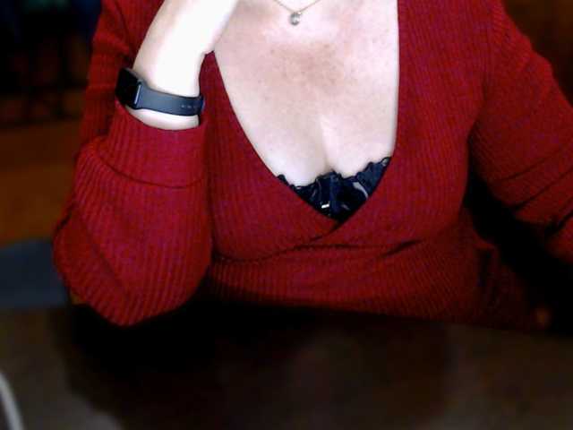 Alisa1917's BongaCams show and profile