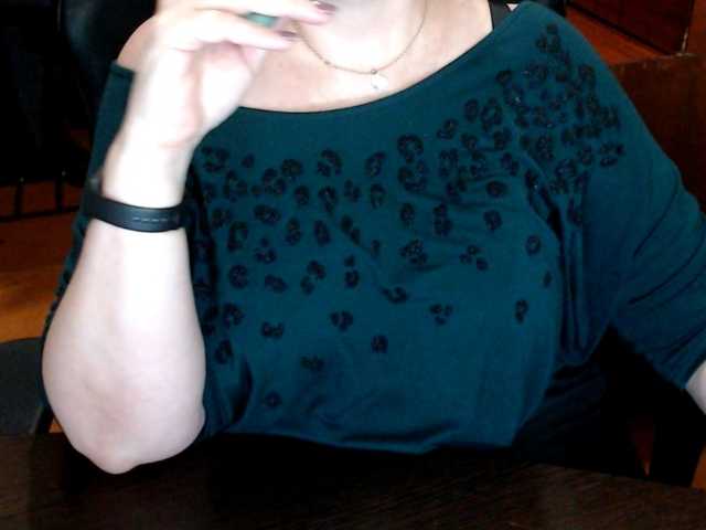 Alisa1917's BongaCams show and profile