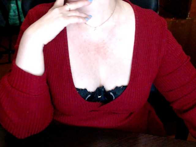 Alisa1917 Live Cam on BongaCams