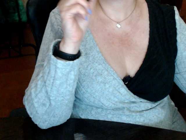 Alisa1917's BongaCams show and profile