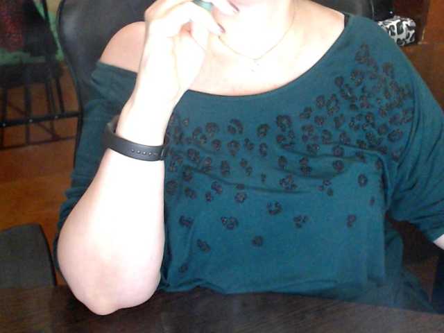 Alisa1917's BongaCams show and profile