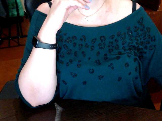 Alisa1917's BongaCams show and profile