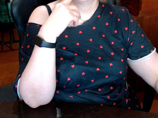 Alisa1917's BongaCams show and profile