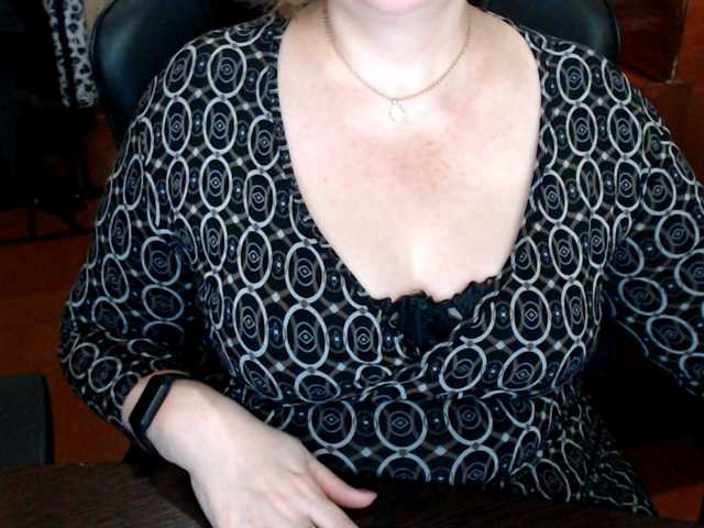 Alisa1917's BongaCams show and profile