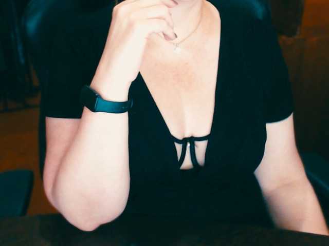 Alisa1917 webcam bongacams model stream image