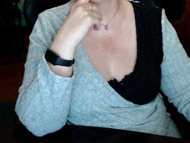 Alisa1917's BongaCams show and profile