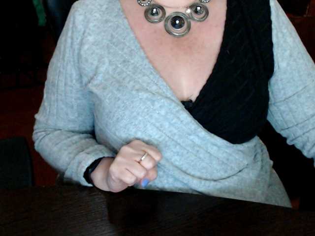 Alisa1917's BongaCams show and profile