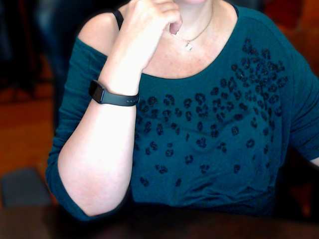 Alisa1917's BongaCams show and profile