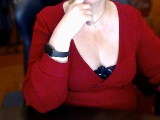 Alisa1917's BongaCams show and profile